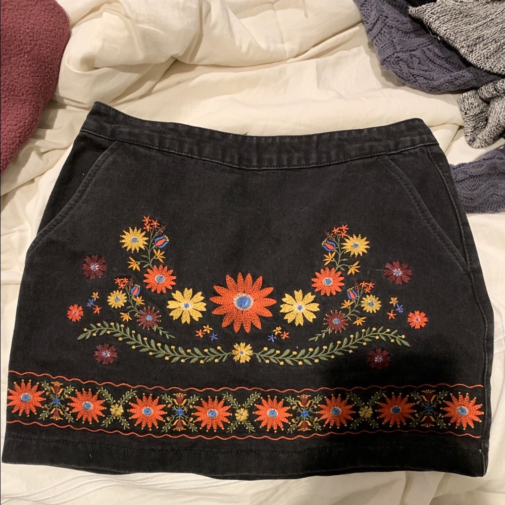 Tribal forever 21 black denim skirt